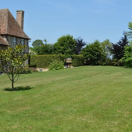 Manoir Du Lieu Rocher Saint-Pierre-en-Auge