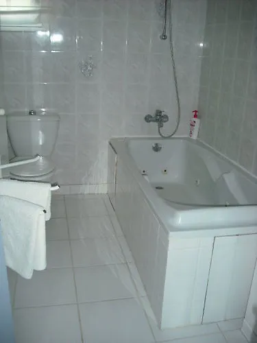 Manoir Du Lieu Rocher Pensionat *